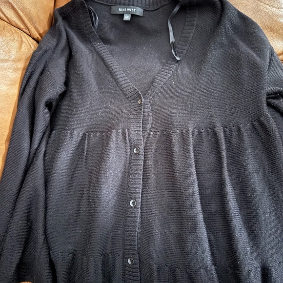 Nine West Black V-Neck Button-Front Sweater Cardigan Sz. Large - Picture 6 of 9